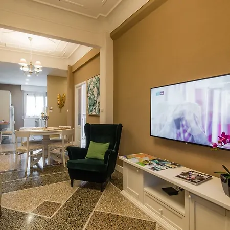 Casa Vittoria アパート ラッパロ